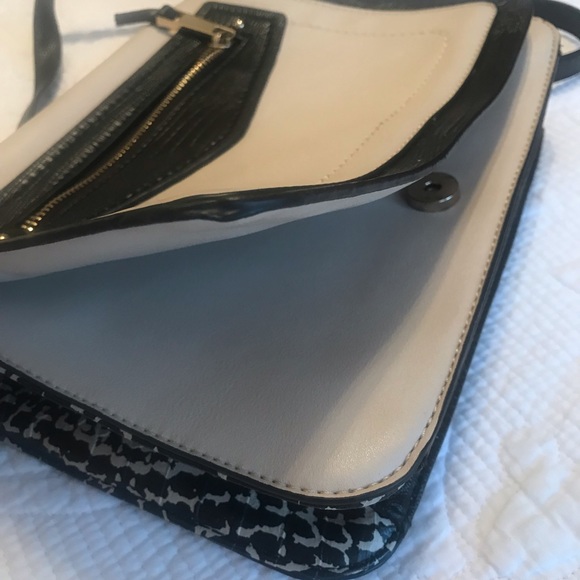 ALDO Crossbody Bag - Picture 3 of 4